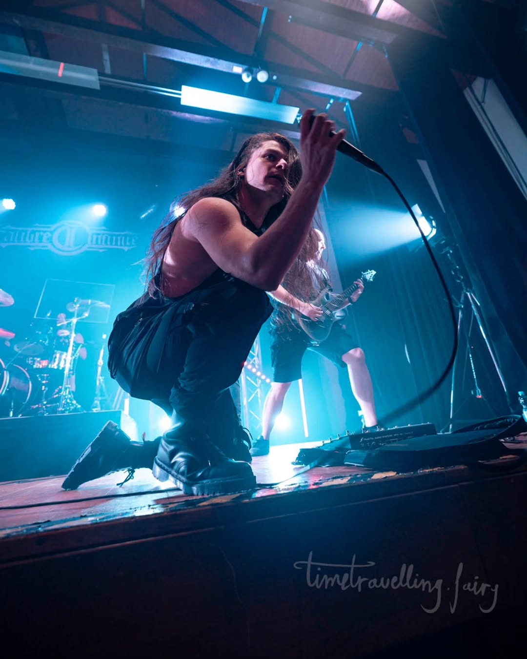 Calibre Infinite
Galerie am Schloss Brühl
6 March 2026

A first bunch of impressions from this great (and very damn hot) show.
Thanks for having me guys 🖤 

#photography #concertphotography #musicphot…