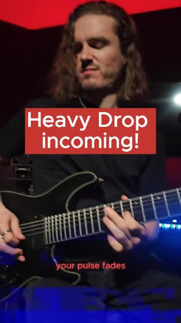 THIS IS HEAVY ⚫️ Our new song CURTAIN CALL is not only one of the most energetic songs we ever wrote it also has this brutal breakdown. The heaviest we ever made? 🤔

#breakdown #newsong #modernmetal #…