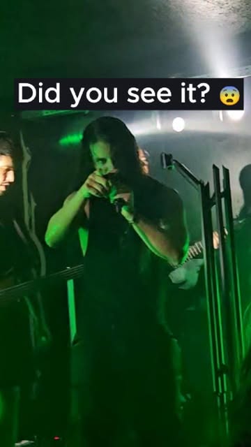 Spotted! 😬

Video by @silent.riot_ 🙏

#metalconcert
#metalband #livemusic
